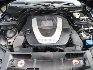 Mercedes-Benz C300 2010 Black