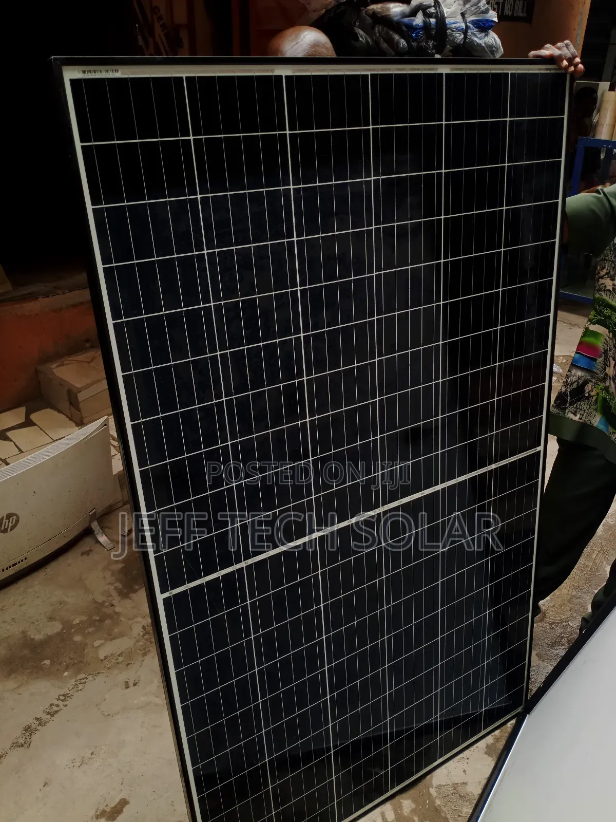 Original Jinko Solar Panel Half Cut
