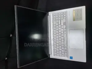 Laptop Asus VivoBook Flip TP201SA 8GB Intel Core I3 SSD 512GB