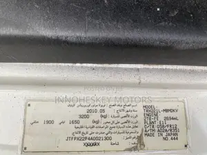 Toyota HiAce 2010 White