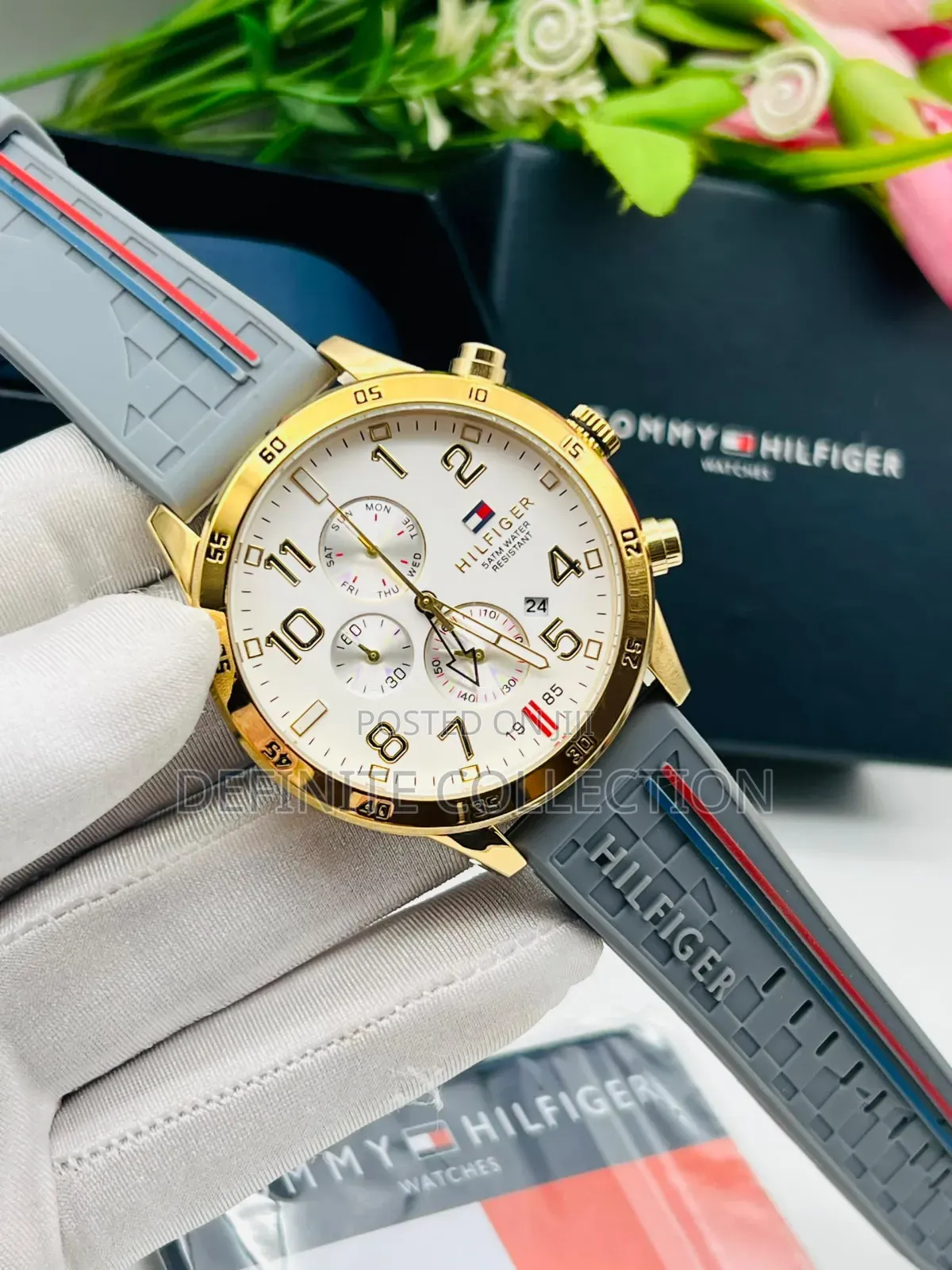 TOMMY HILFIGER Cooperate Wristwatch