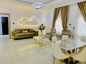 Luxury 2bedroom Apartment by Banex Bridge Mabushi Wit a Pool