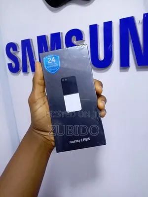 New Samsung Galaxy Z Flip5 256 GB White