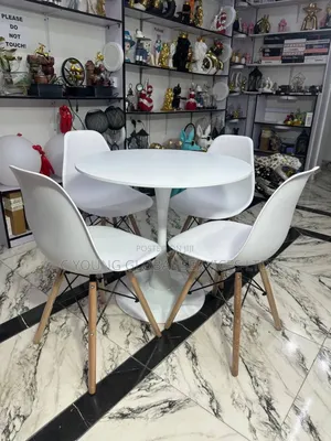 High Quality Restaurant Table With Chairs