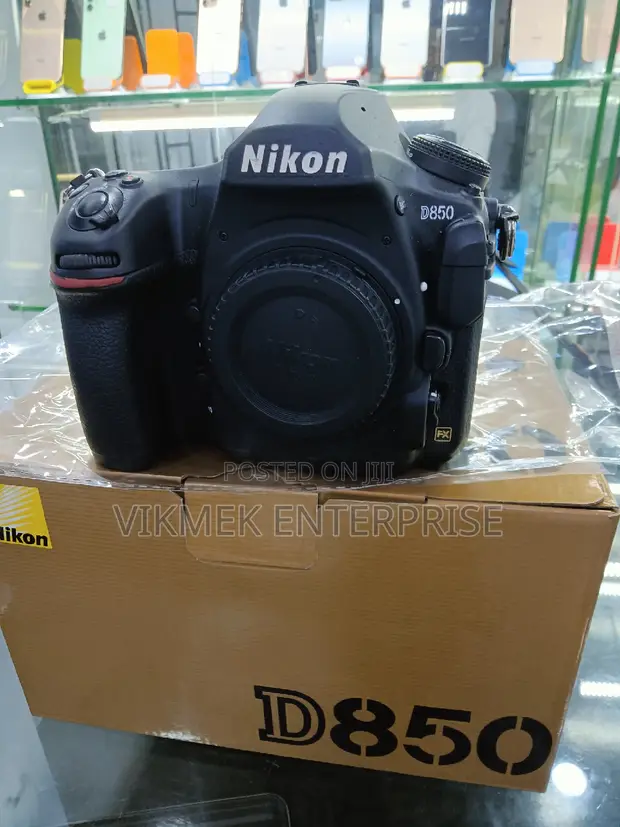 Nikon D850 Open Box Uk Used 99 Percent New in Ikeja Photo