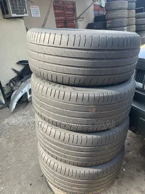 275/50/20 Michelin