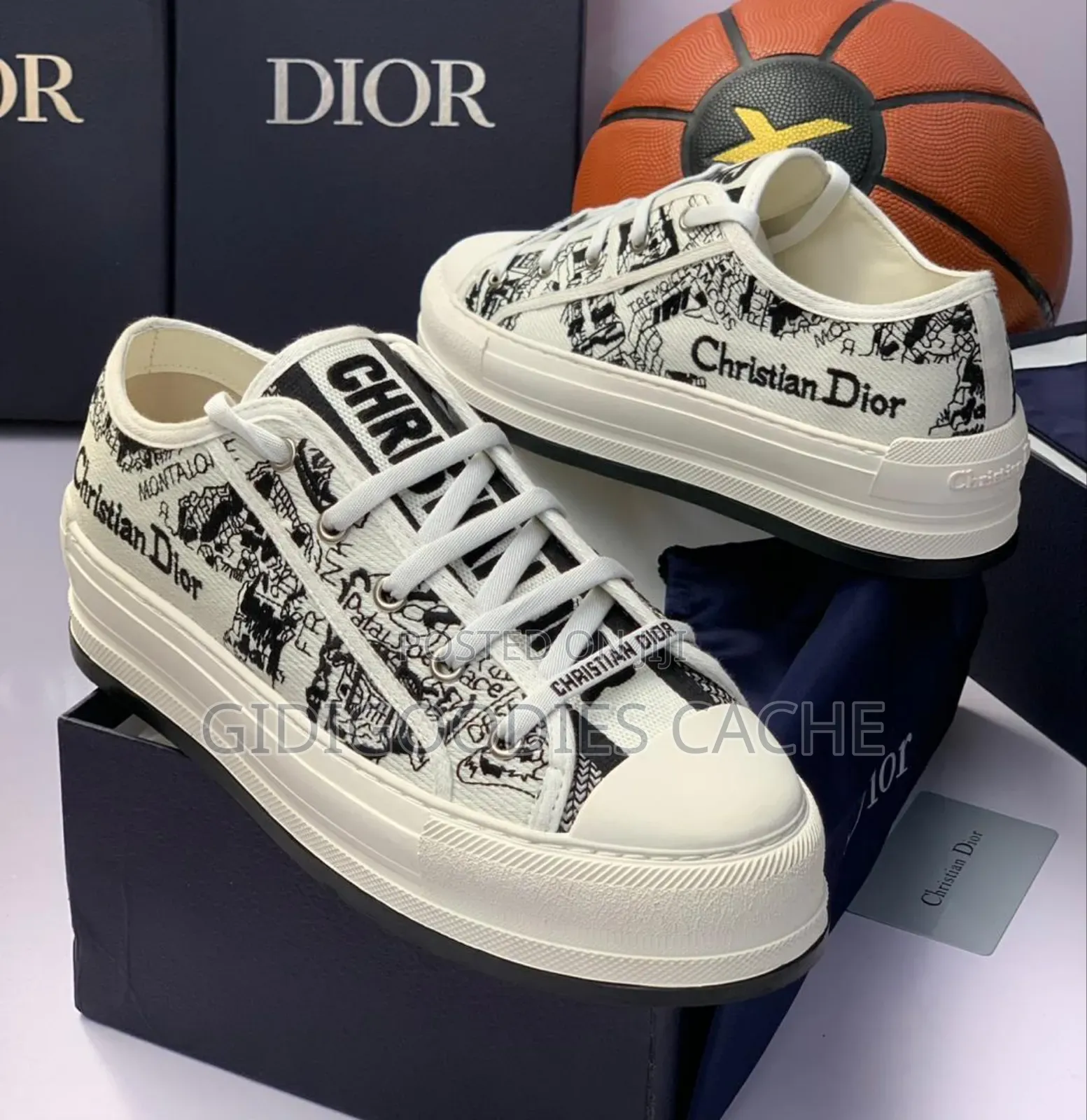 Walk "N" Dior Sneakers