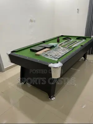 Luxury Snooker Board With Multiple Accessories