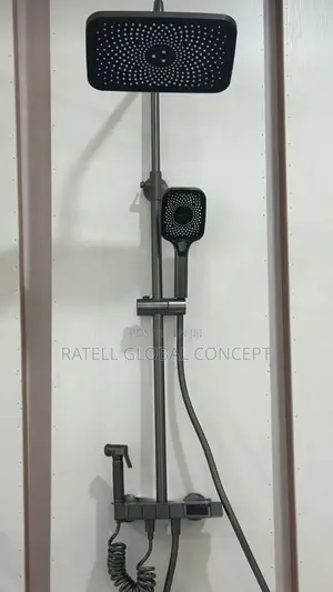 Button Shower With Digital Thermostat