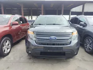 Ford Explorer 2015 Gray