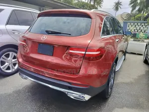 Mercedes-Benz GLC-Class 2018 Red