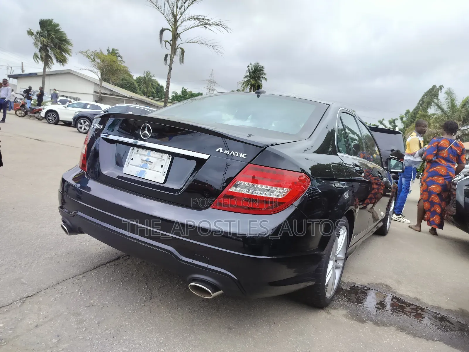 Mercedes-Benz C300 2013 Black