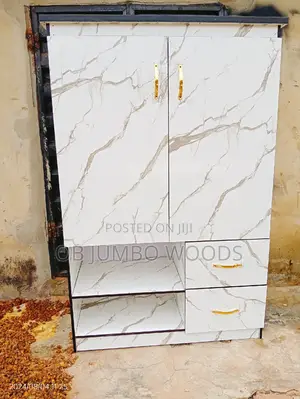 4ft Wardrobe Available for Sale