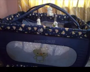 Baby Cot/Bed