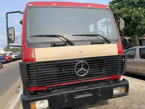 Mercedes-Benz Water Tanker