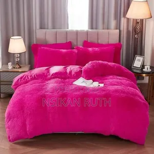 Quality Bedsheets and Duvet With Fur