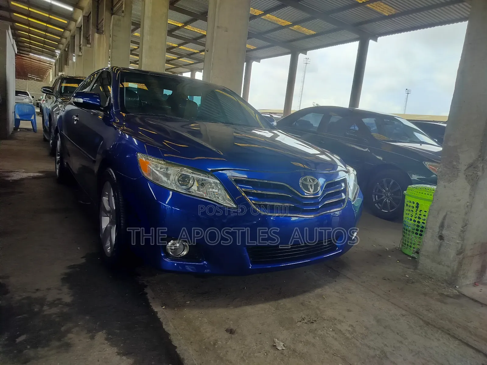 Toyota Camry 2010 Blue