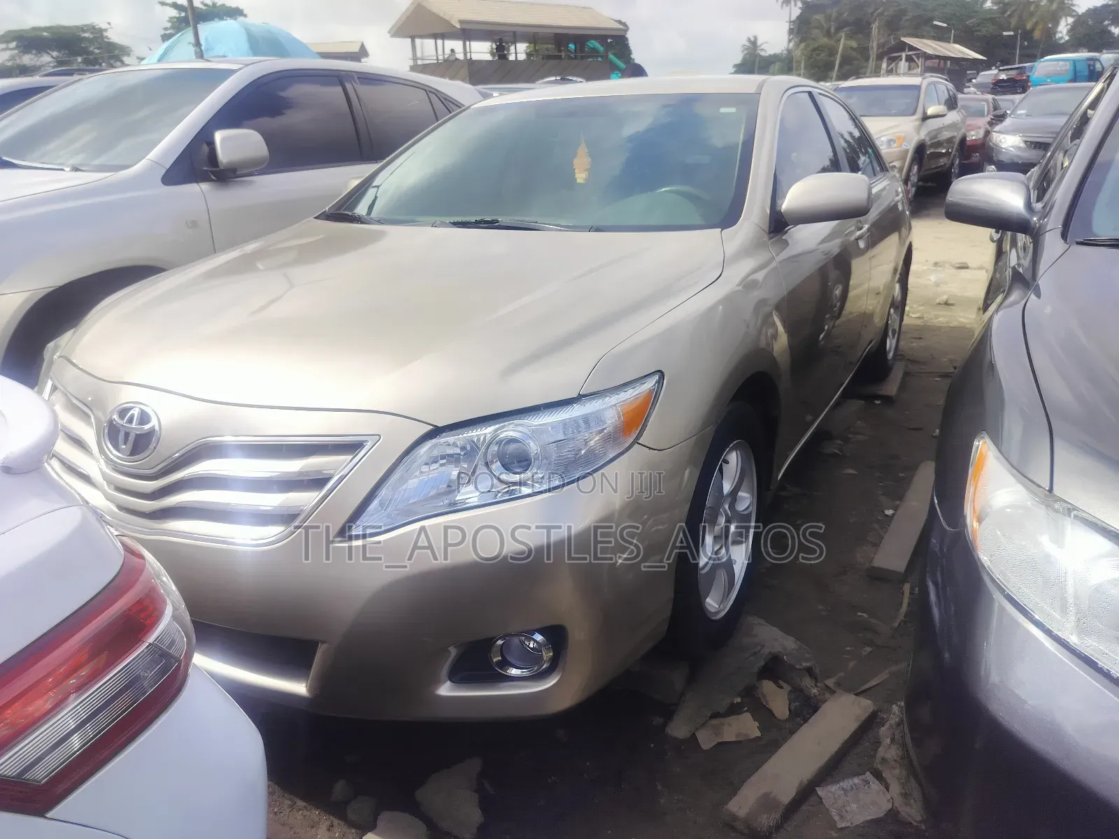Toyota Camry 2008 Gold