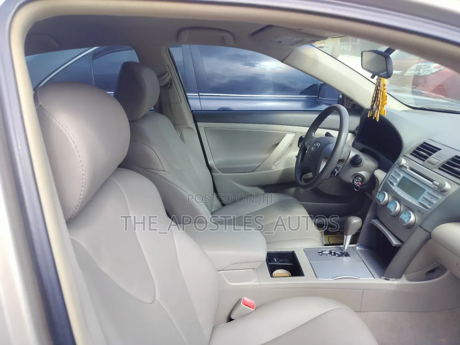 Toyota Camry 2008 Gold