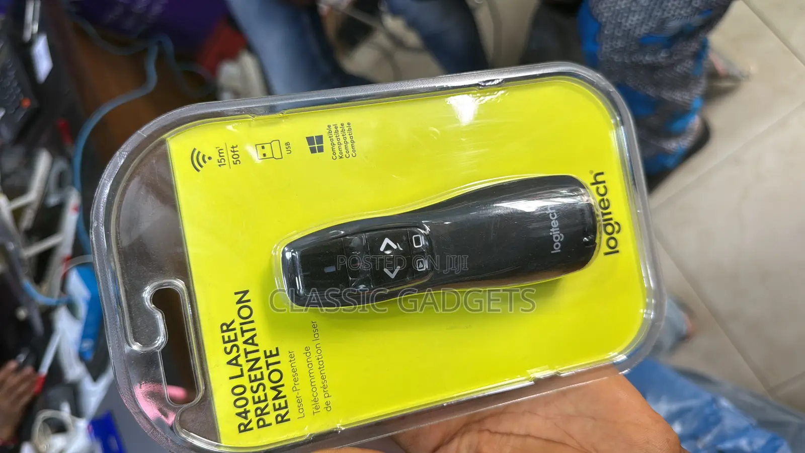 Logitech R400 Laser Presentation Remote