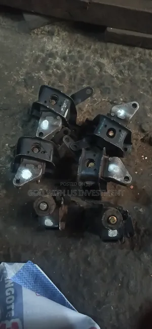 Upper Engine Seat for Corolla 2005