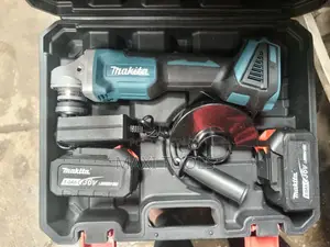 Makita Cordless Cutting Machine 4