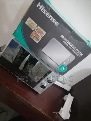 The Brand New Hisense 20L Microwave Oven [H20moms10]