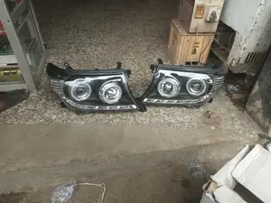 Headlamp Land Cruiser 2008/2010 LED Original Taiwan