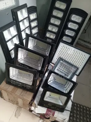 Solar Flood Lights Available Now at Affordable Price