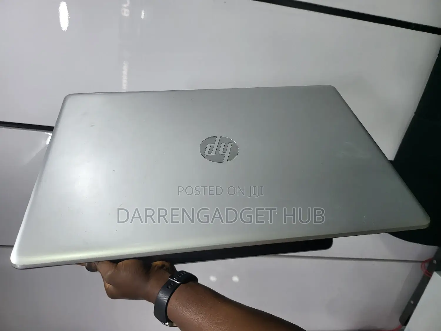 Laptop HP 17-3000 8GB Intel Core I3 HDD 1T