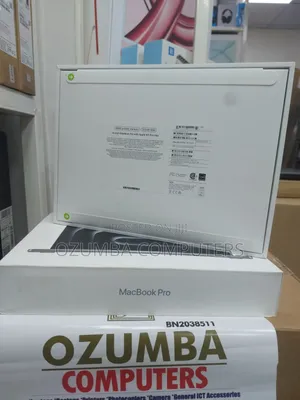 New Laptop Apple MacBook Pro 2023 M3 14-Inch 18GB Apple M3 SSD 512GB