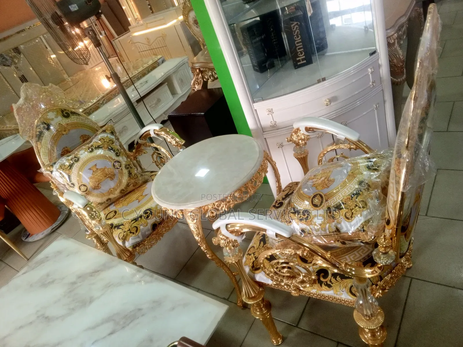 High Quality Me and You Table With 2 Chairs