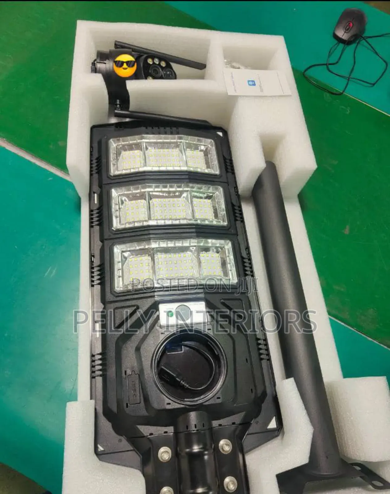 300w Solar Energy With CCTV Camera