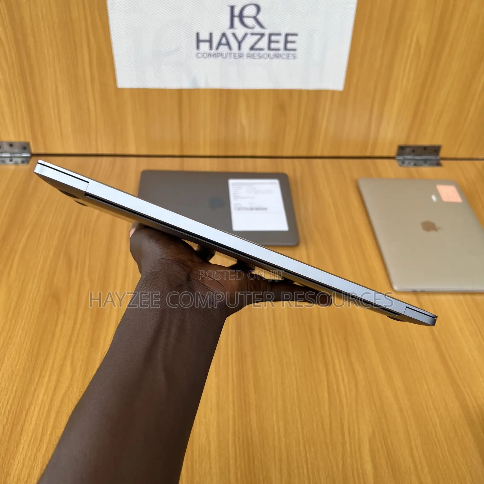 Laptop Apple MacBook Pro 2020 M1 8GB Apple M1 SSD 512GB