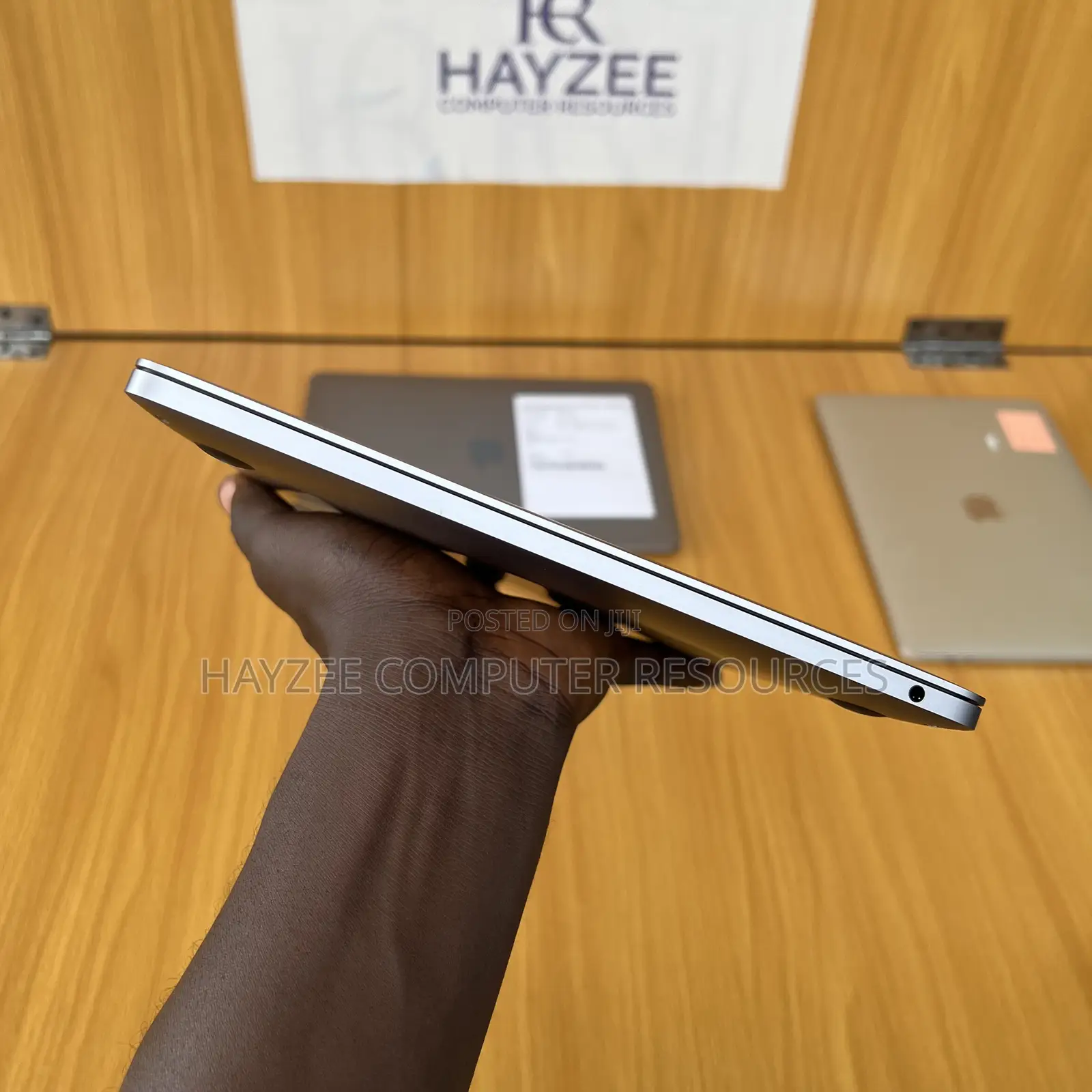 Laptop Apple MacBook Pro 2020 M1 8GB Apple M1 SSD 512GB