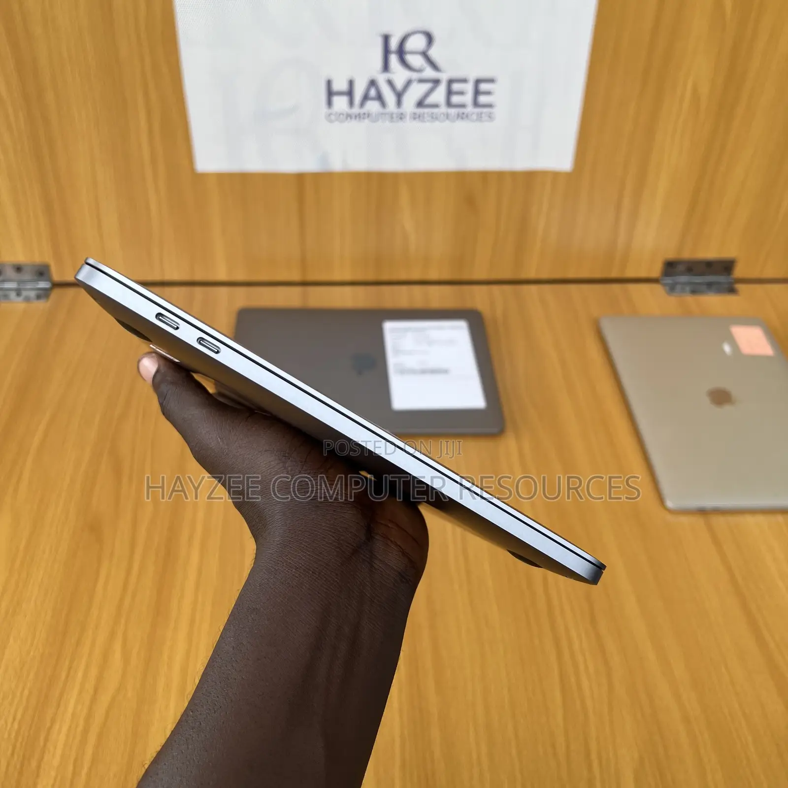 Laptop Apple MacBook Pro 2020 M1 8GB Apple M1 SSD 512GB
