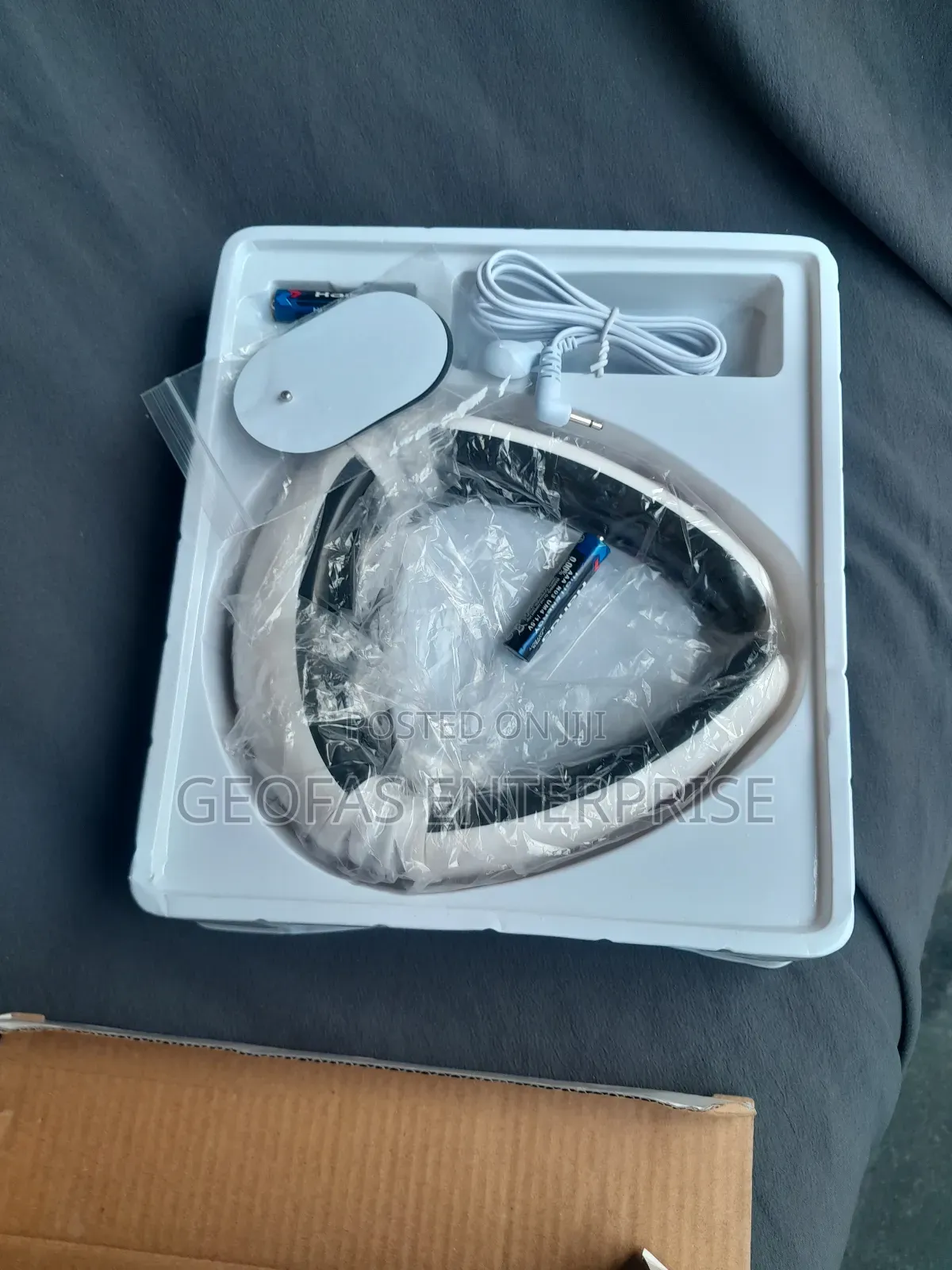 Therapy Neck Spontaneous Self Heating Headache Massager