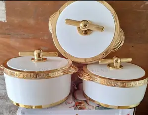Set Of Insulated Dishes