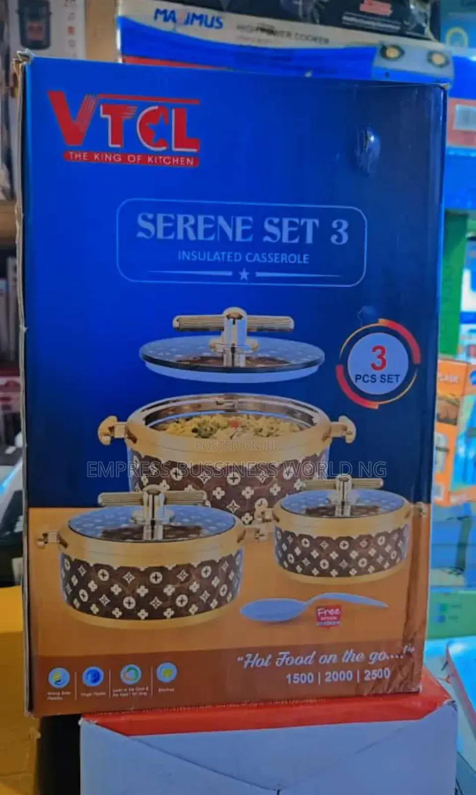 Set Of Insulated Dishes