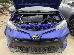 Toyota Corolla SE Special Edition 4dr Sedan (1.8L 4cyl CVT) 2017 Blue