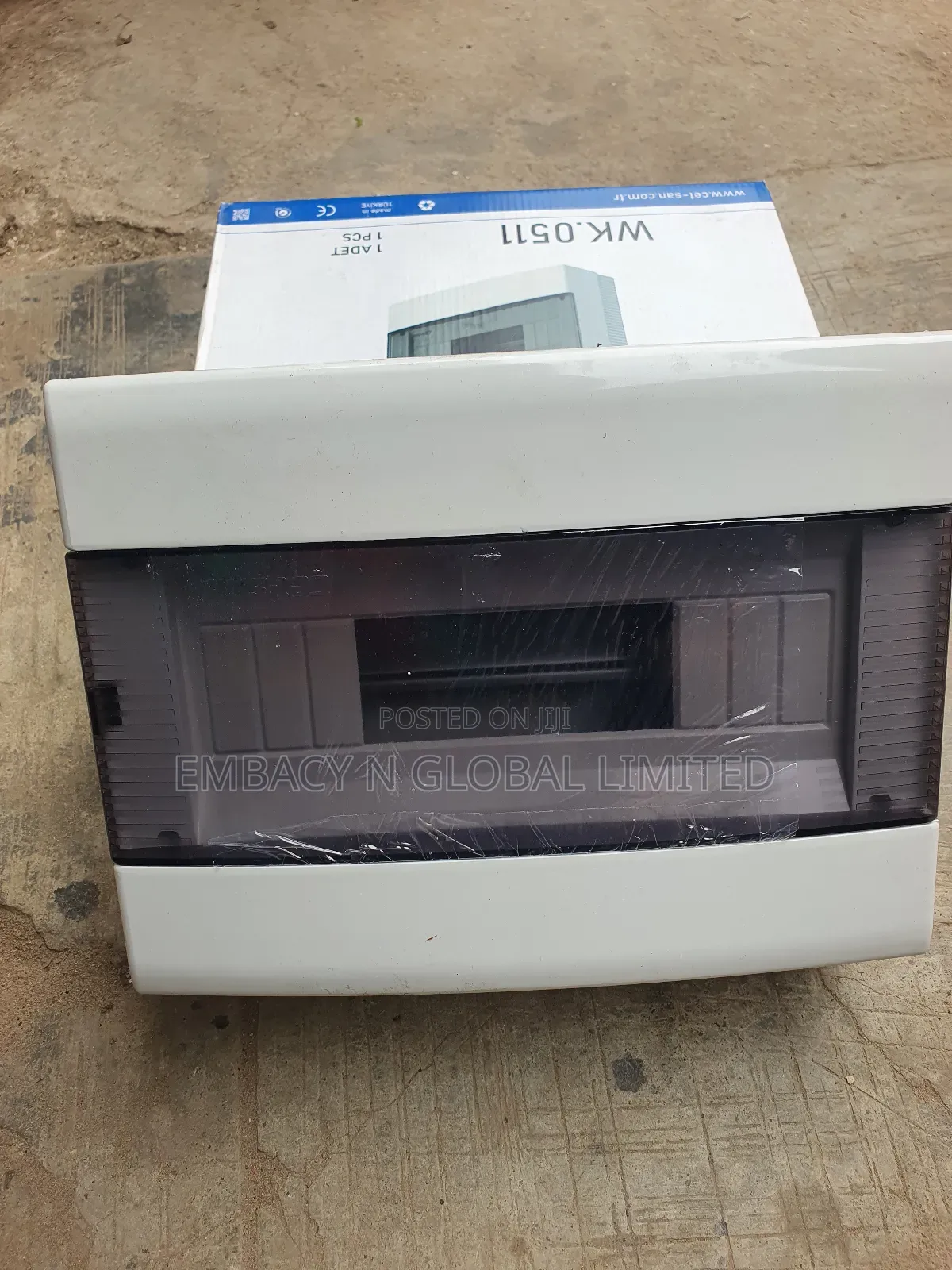 12 Ways Fuse Box Surface Mount