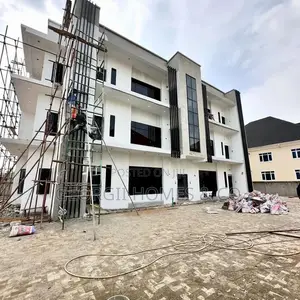 3bdrm Apartment in Katampe for sale