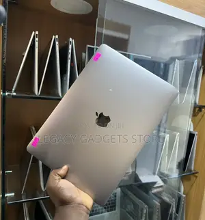 値下げ交渉⭕️MacBook Pro【2020年モデルM1チップ】本体のみ Macbook Pro 13 Inch M1 Hàng Cũ Giá tốt - Likenew 99%