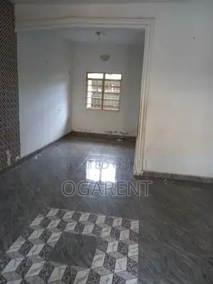 Furnished 3bdrm Apartment in Fanuolu Street Off, Benin City for rent