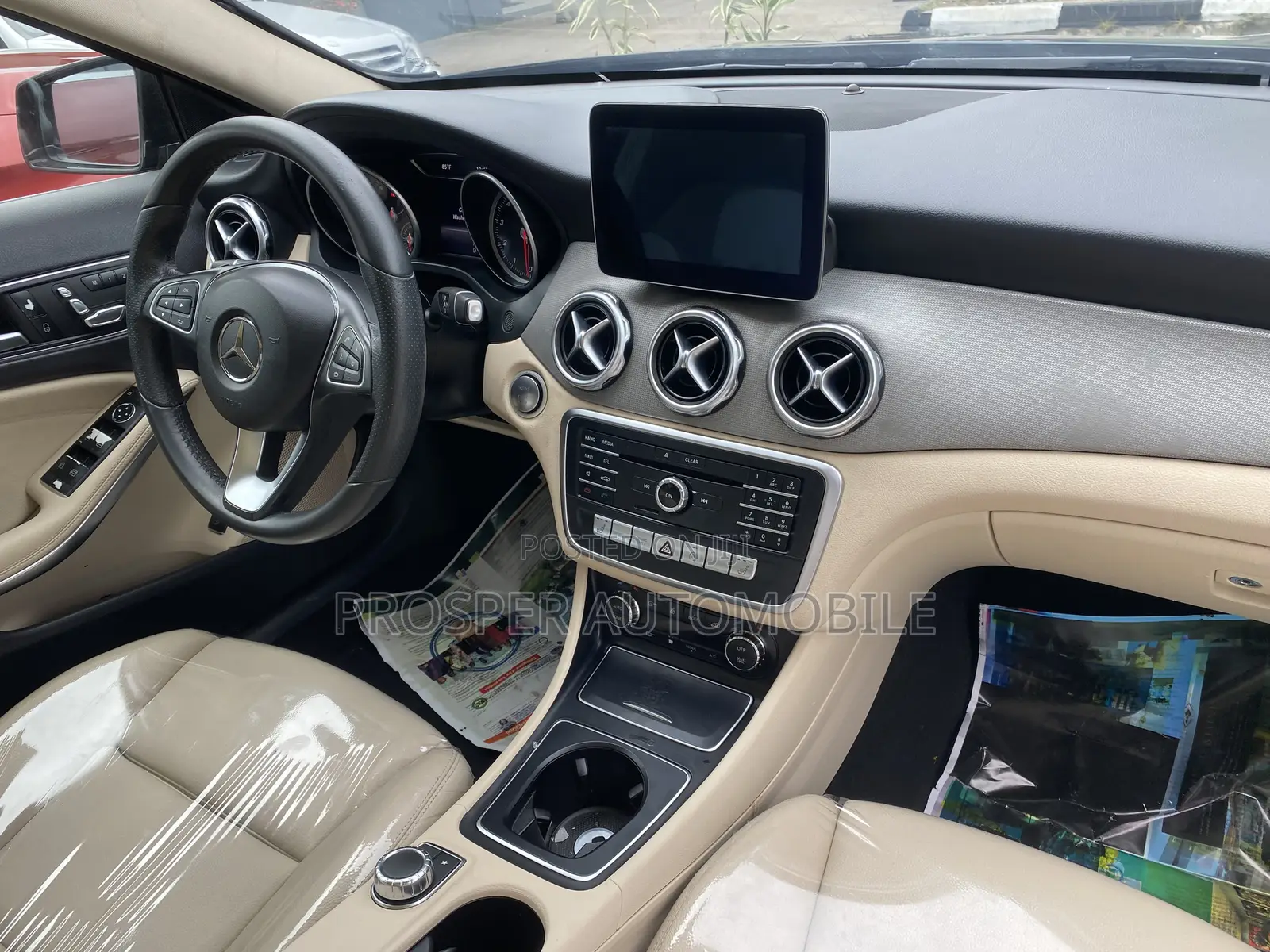 Mercedes-Benz GLA-Class 2017 Black
