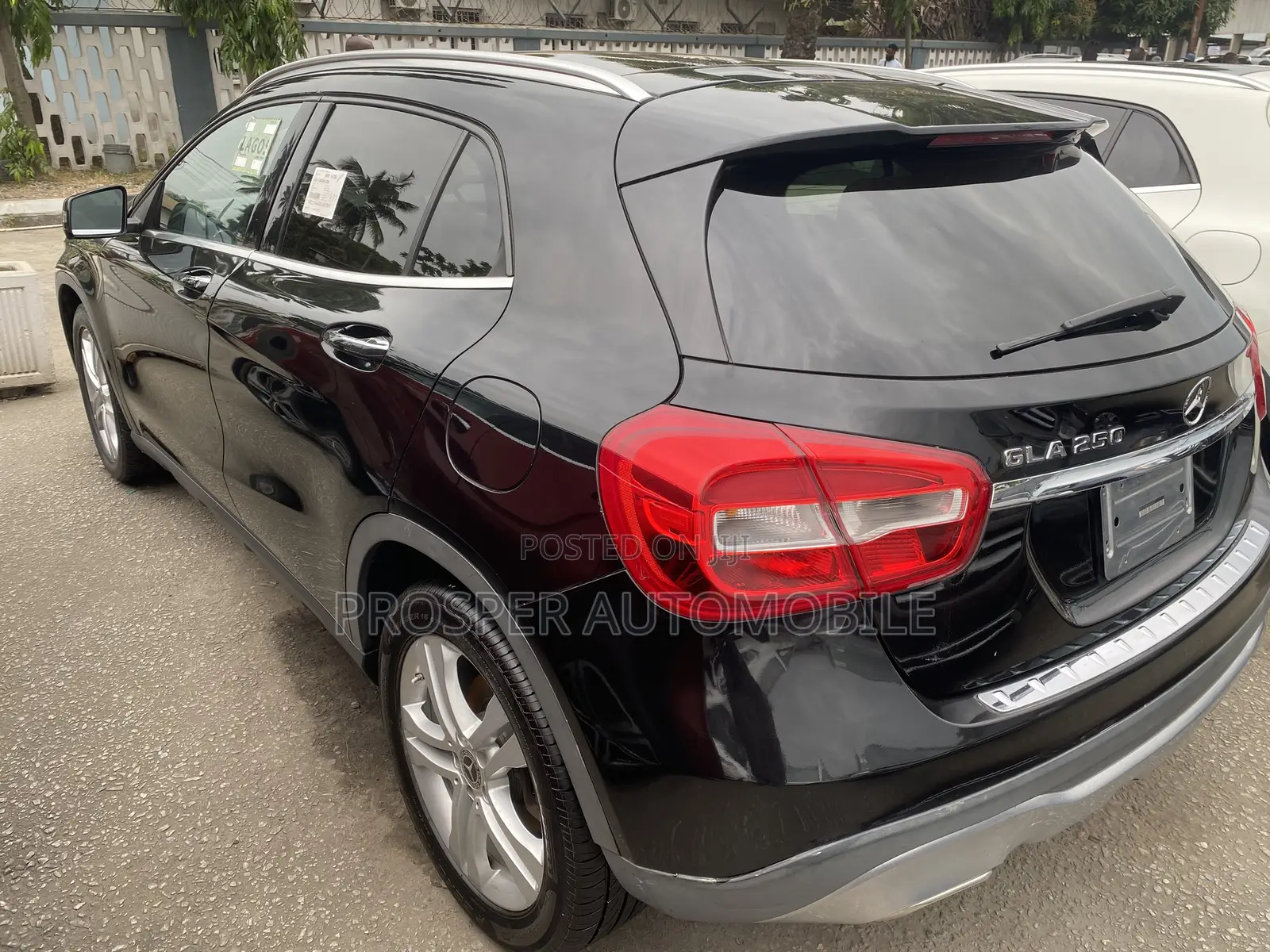 Mercedes-Benz GLA-Class 2017 Black