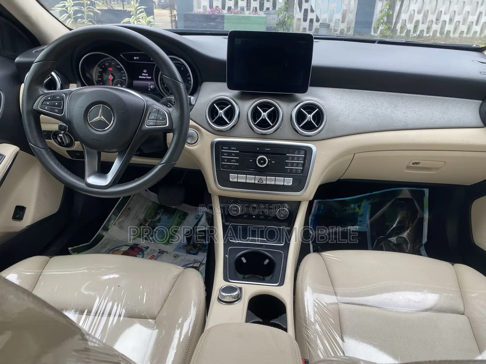 Mercedes-Benz GLA-Class 2017 Black