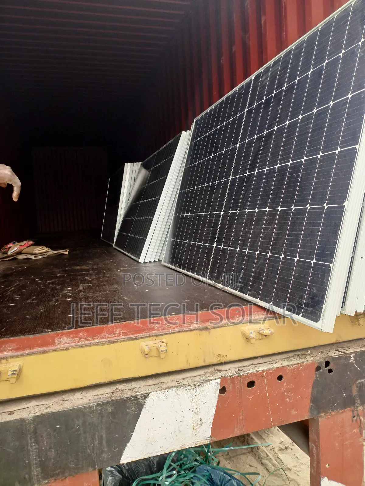 Original JINKO Solar Panel Mono Half Cut 144 Cell's 710W
