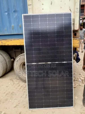 Original 144 Cell's Mono Solar Panel Half Cut 800W