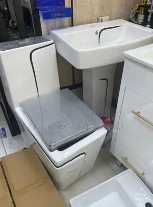 Designer England Standard Water Closet